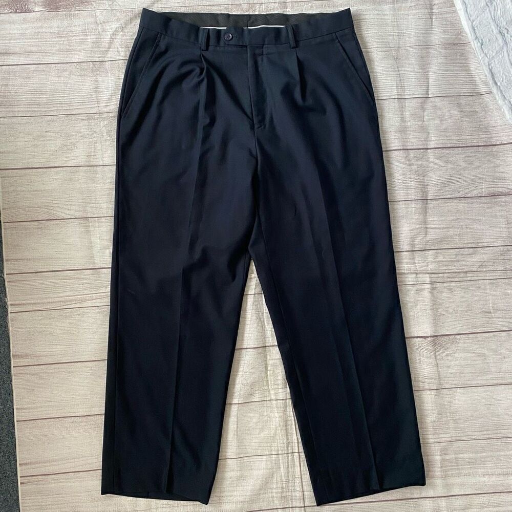 Giorgio Fiorelli men 38/30 super Luxe pleated dress pants black